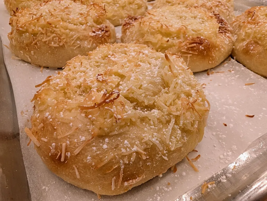 sourdough-sweet-coconut-cream-buns.webp
