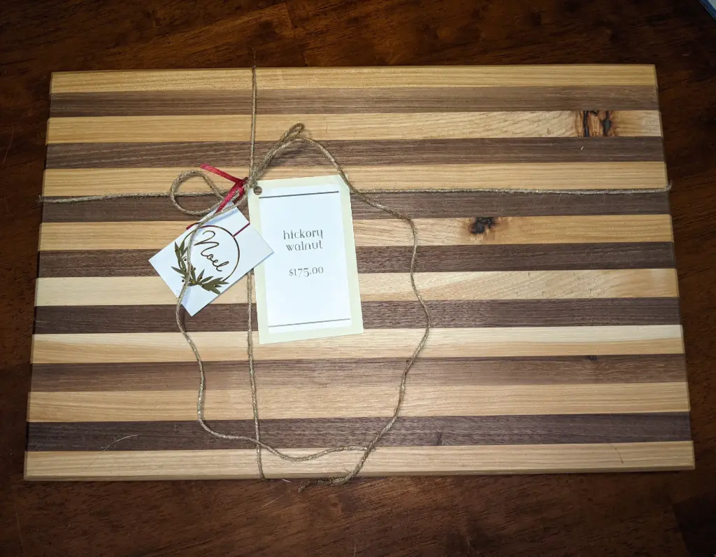 Hardwood Cutting Board (hickory walnut)